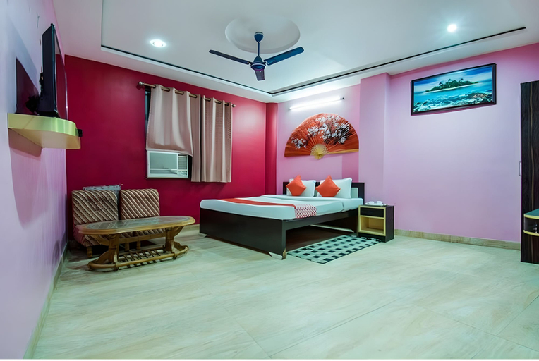 Others 5, HOTEL PRADHAN INN, Siwan
