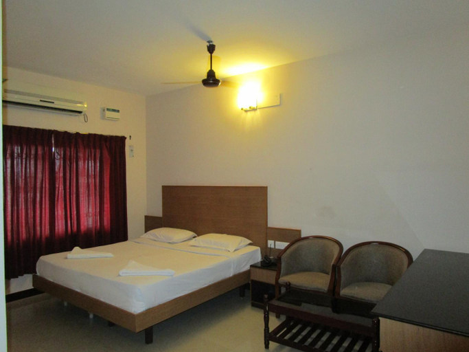 Bedroom 3, Hotel Subam Palani, Dindigul