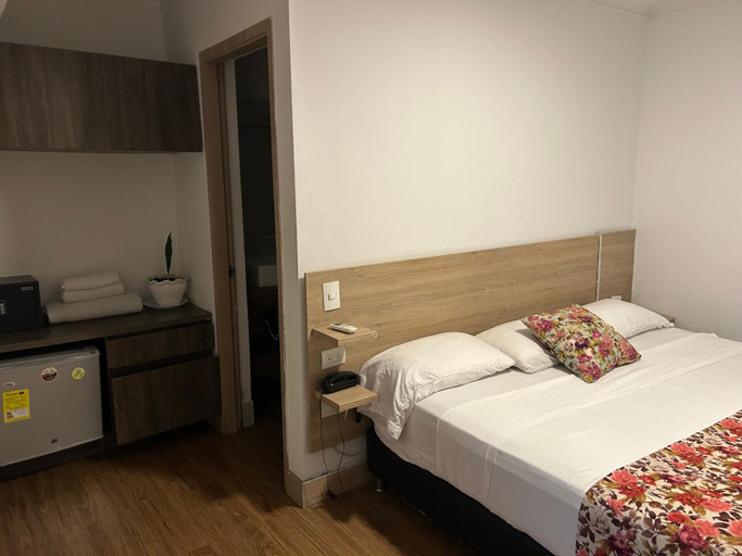 Bedroom 2, Hotel Poma Rosa Boutique Laureles, Medellín