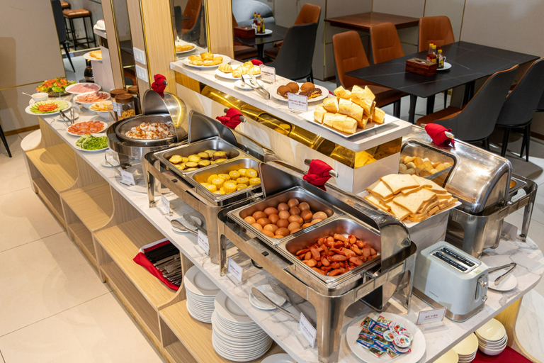 Food & Drinks 5, A25 Hotel - 277 Le Thanh Ton, District 1