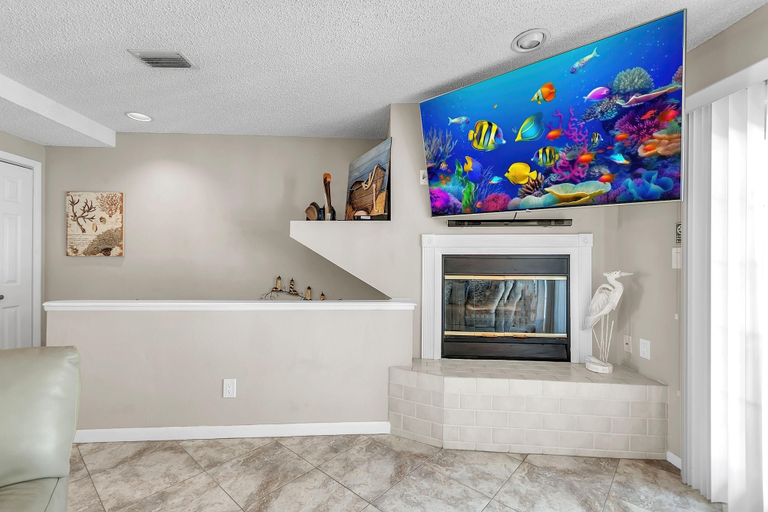 Interior 4, Sunset Reef 112, Pinellas