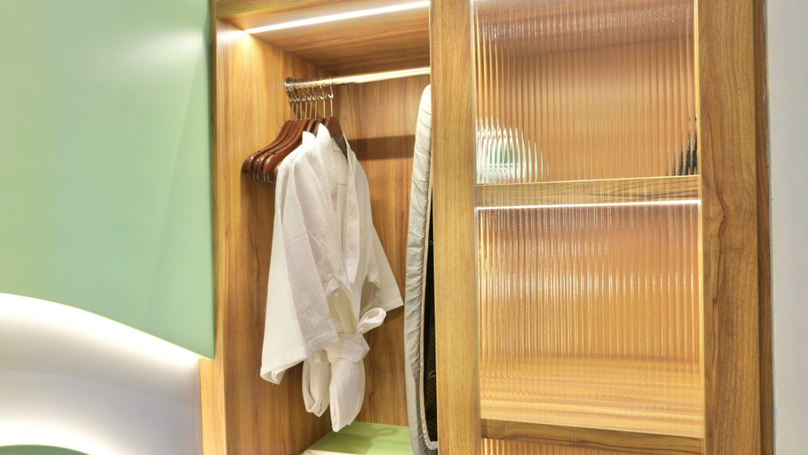 bathroom 27