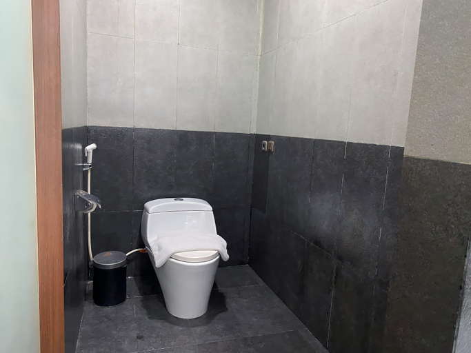 bathroom 15