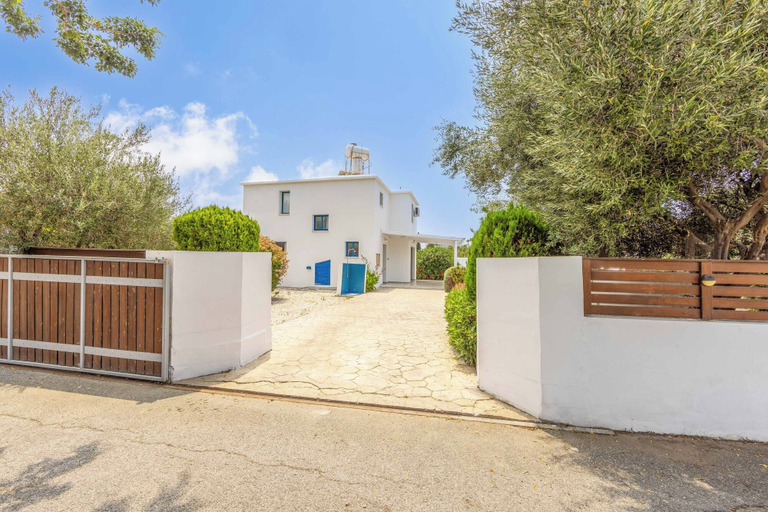 Exterior 2, Villa Akti