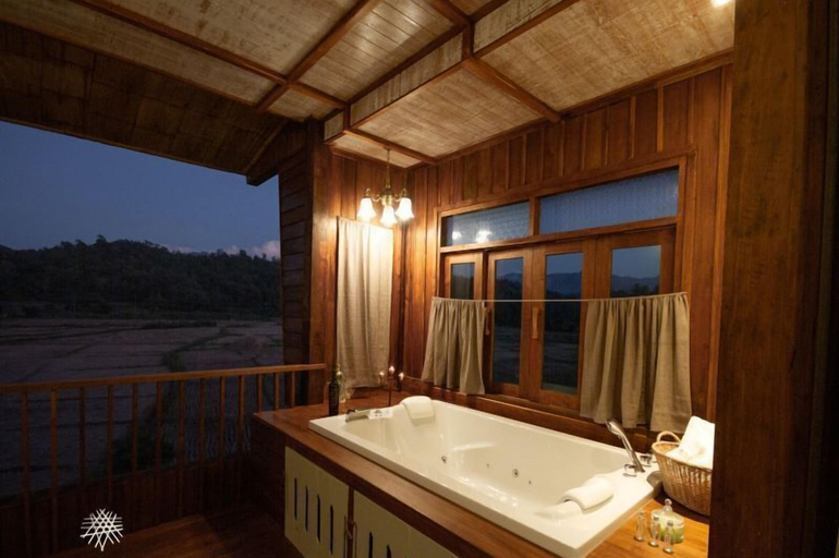 Bathroom 5, Sang Poy Cottage, Mae Hong Son, Muang Mae Hong Son
