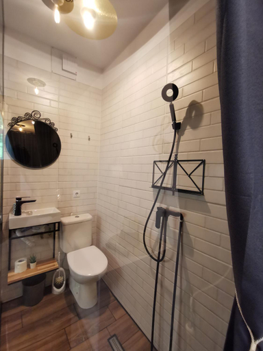 Bathroom 3, Spacious Apartment in Klaipeda center ✨, Klaipėdos