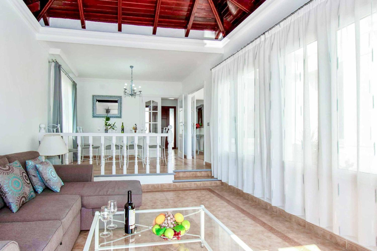 Others 4, Villa Pandora, Santa Cruz de Tenerife