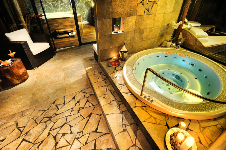 Bathroom, Hotel Tri studnicky, Liptovský Mikuláš