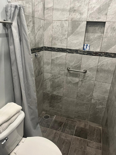 Bathroom 3, Hotel Residencial Edzna Calle 10, Campeche