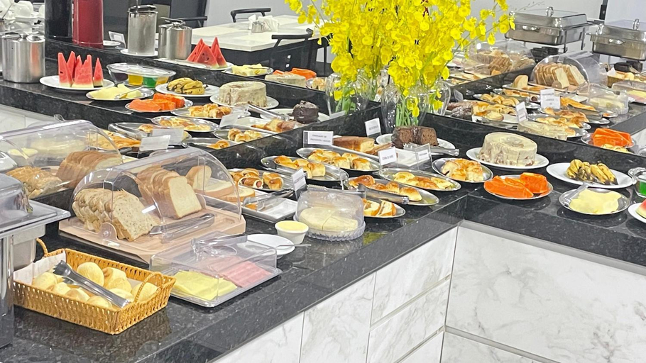 Food & Drinks 4, HOTEL VIZON II, Vilhena