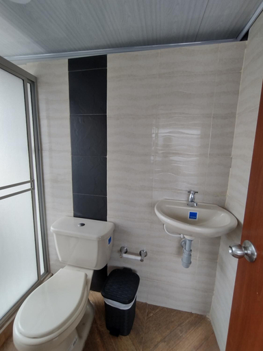Bathroom 4, Hotel Bogota Airport, Santafé de Bogotá
