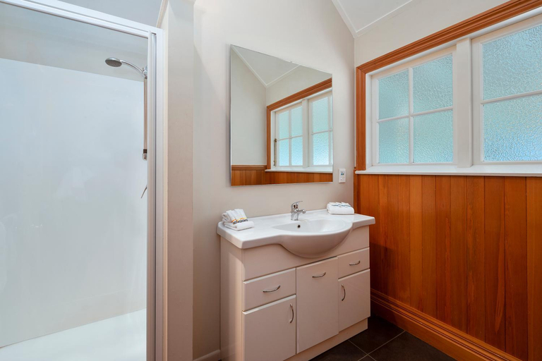 Bathroom 3, Huka Falls Resort, Taupo