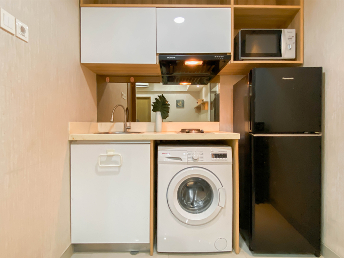 Others 2, Modern and Homey 1BR Apartment Oasis Cikarang By Travelio, Cikarang