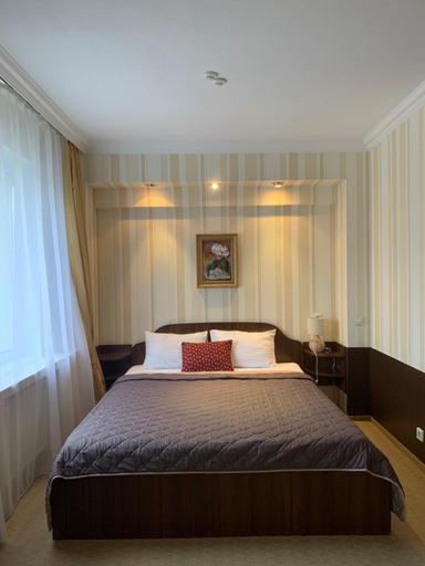 Bedroom 4, Візит, Bilotserkivs'ka