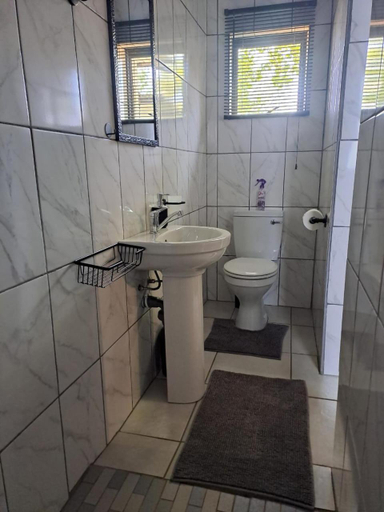 Bathroom 2, Rustic Farm Stay, Ehlanzeni