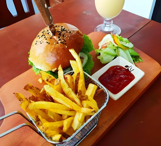 Food & Drinks 5, Garden Village Resort, Moalboal