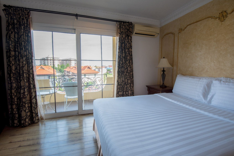 Bedroom 4, Four Seasons Place Pattaya, Pattaya