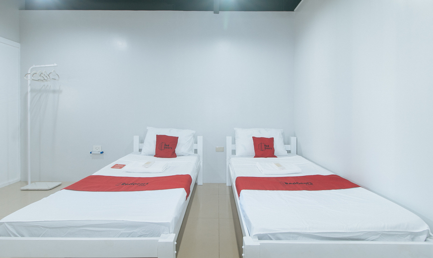 Others 3, RedDoorz at Coral Tree near Southwoods Mall, Biñan