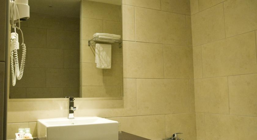 Bathroom, Mokca Hôtel, Isère