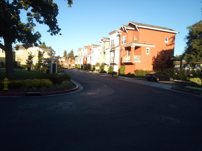 Others 3, Room in Campbell with Own Bthrm, Santa Clara