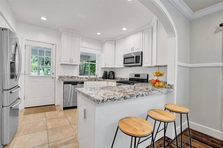 Others 4, Beach House w/ Heated Pool, Broward