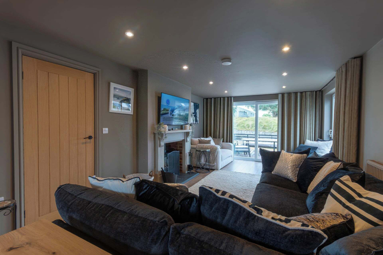 Interior, 4 Bed Holiday Home by Guestz, Anglesey