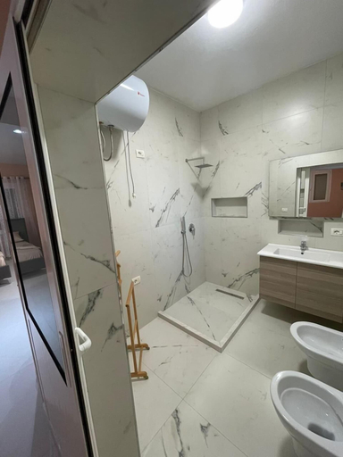 Bathroom 5, Alessio Rooms Kruja, Krujës