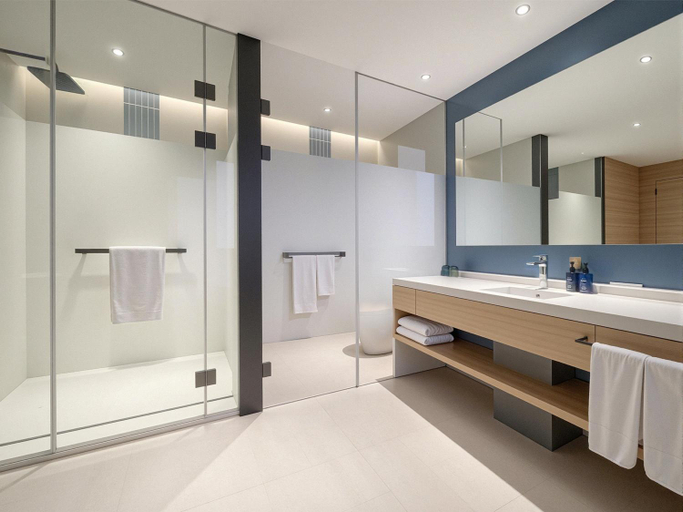 Bathroom 5, Holiday Inn Express LANGFANG SANHE by IHG, Langfang