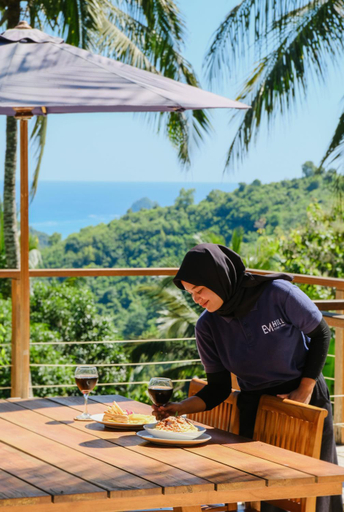 Food & Drinks 5, Em Hill Estate Lombok, Lombok
