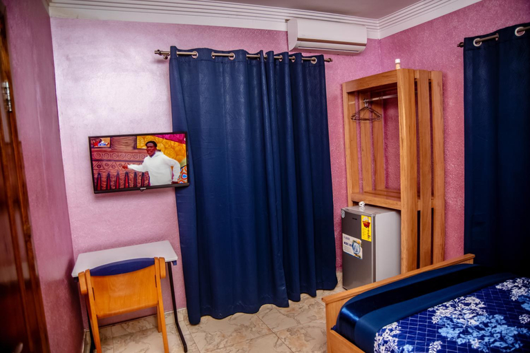 Bedroom 3, Homey Lodge, Kumasi