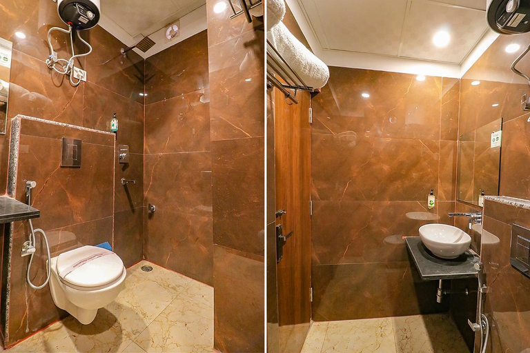Bathroom 3, Treebo Trend Emblem Suites, Delhi