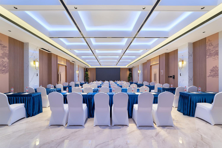 Meeting room / ballrooms 2, Holiday Inn Express LANGFANG SANHE by IHG, Langfang
