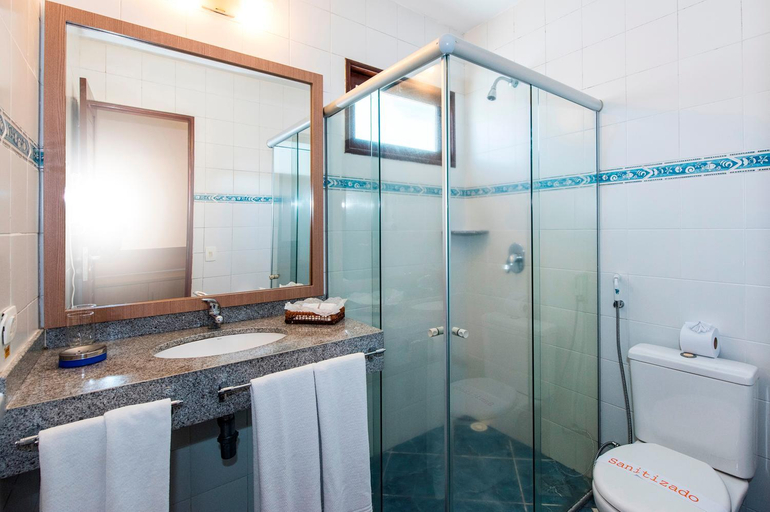 Bathroom 5, D Beach Resort, Natal