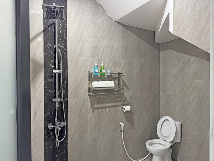 Bathroom, Adara Boutique Villa and Residence Malang, Malang