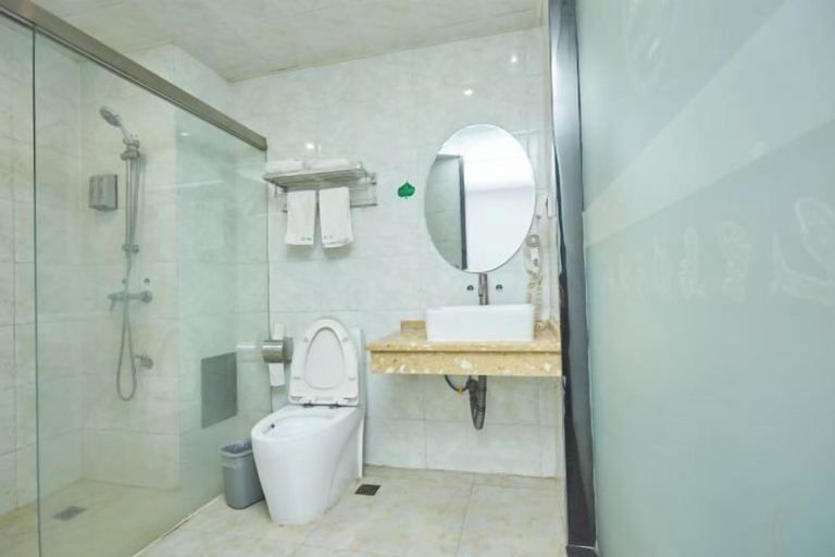 Bathroom 3, Balihotel, Laibin