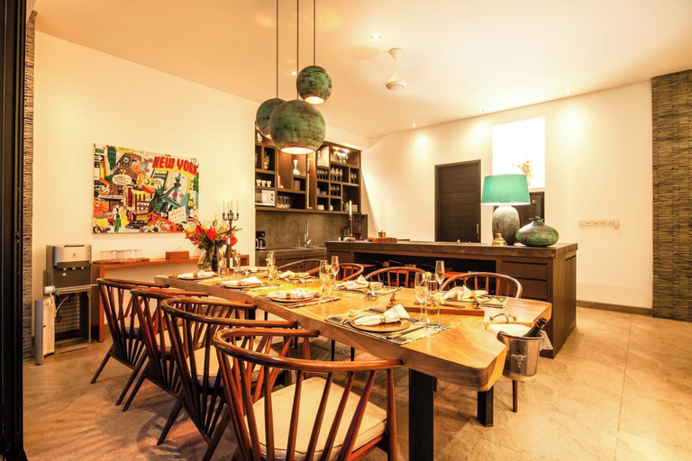 Food & Drinks 5, Mette 3br Villa, Badung