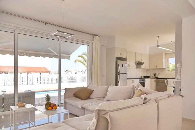 Others 5, Velomar Villa