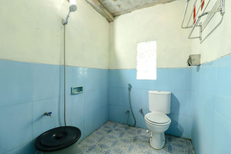 Bathroom 3, Jemakir Homestay, Kulon Progo
