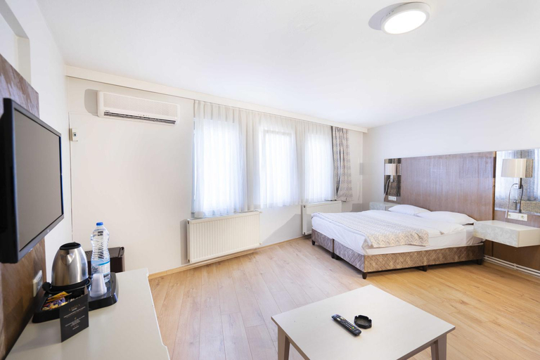 Bedroom 2, Hotel Libiza, Gebze