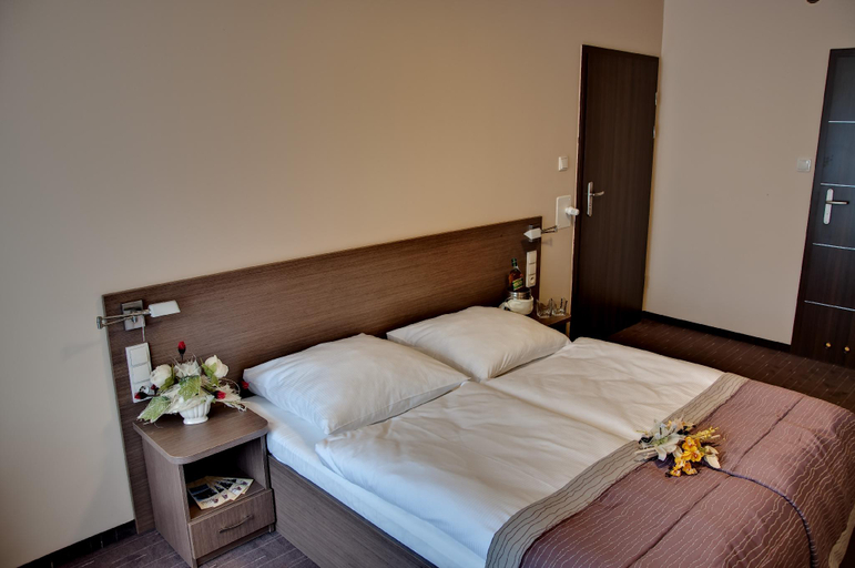 Bedroom 3, Villa Martini, Kamień