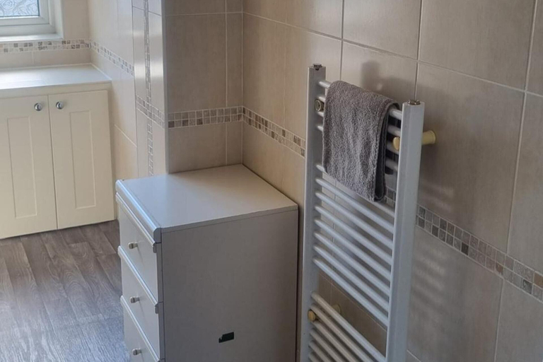 Interior, Doncaster Dream House Retreat- Sleeps 9, Doncaster