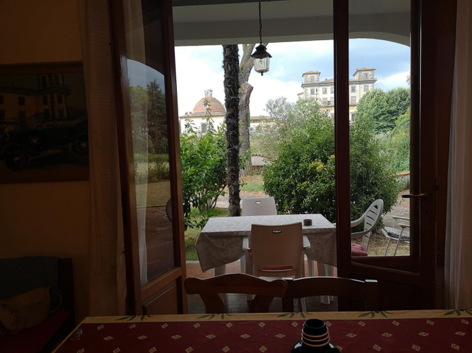 Others 5, Villa Artemisia, Pistoia