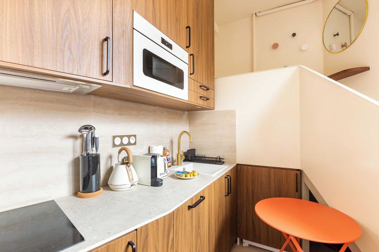 Private kitchen 4, Port-royal Residence - Charming Studio - 2P, Paris