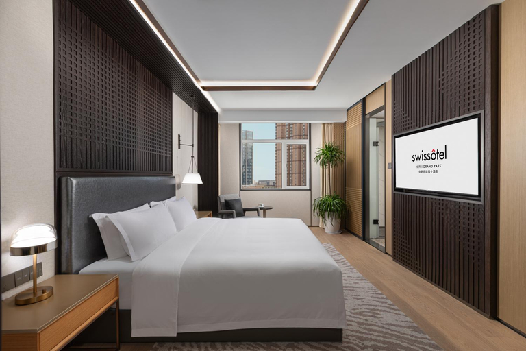Bedroom 3, Swissotel Hefei Grand Park, Hefei