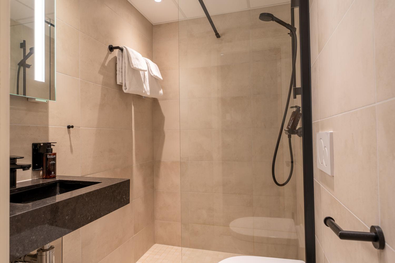 Bathroom 4, Quality Hotel Saga, Tromsø