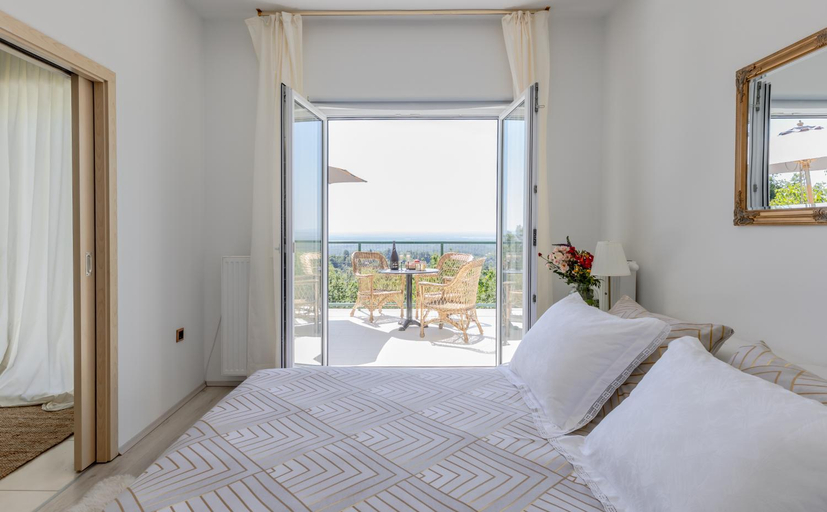 Bedroom 2, Villa Plesivica view - Infinity Pool & Private Spa, Jastrebarsko