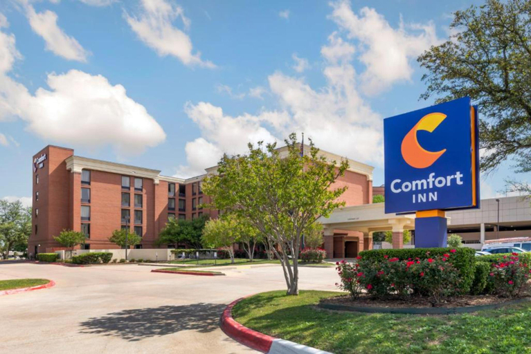 Exterior & Views 2, Comfort Inn Plano-Dallas, Collin