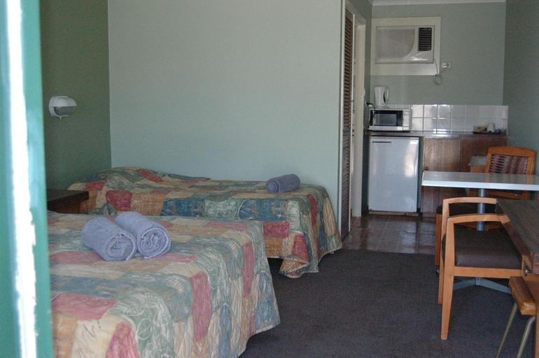 Bedroom 2, Collie Motel , Collie