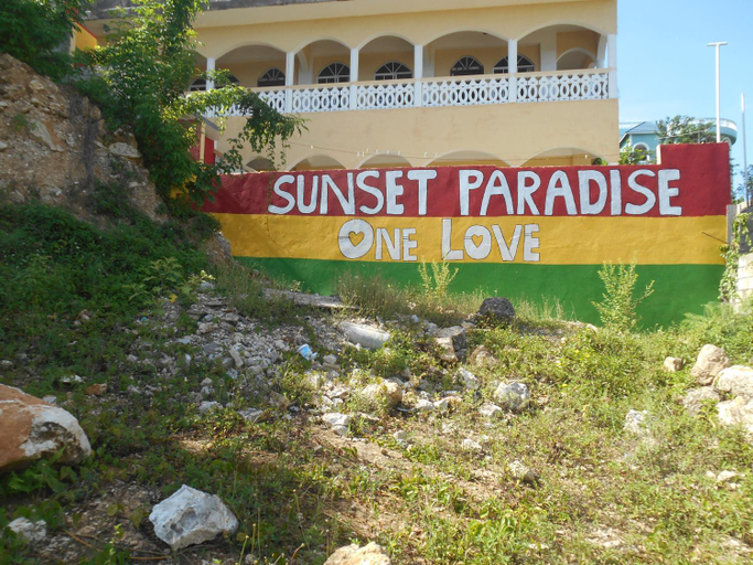 Others 3, Solet's Paradise Negril