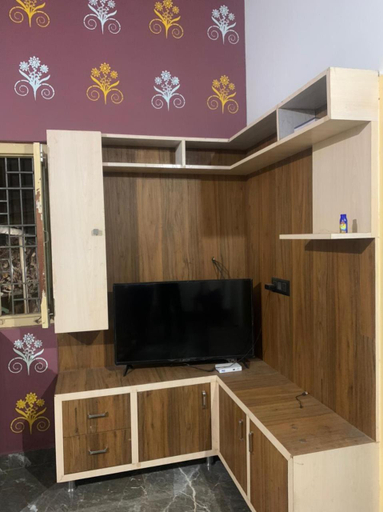 Shared lounge/TV area, pavan's villa, Koppal
